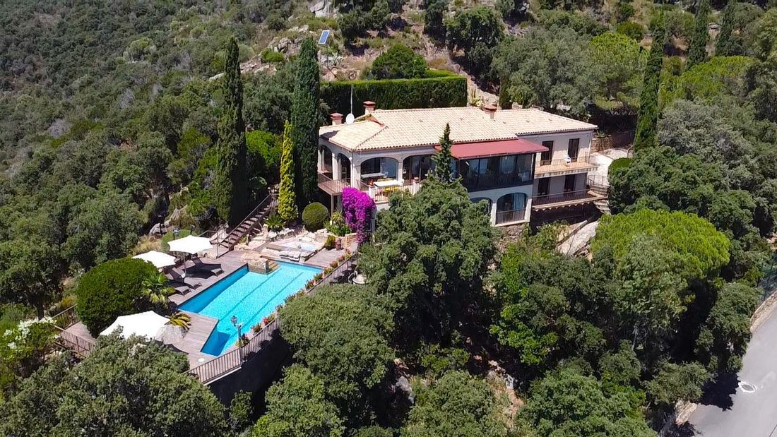 Villa in Calonge i Sant Antoni, Catalonia, Spain 2 - 16989660