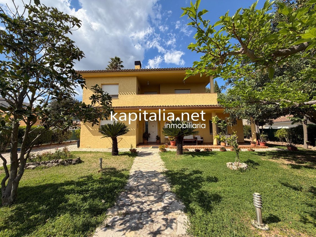 Villa in Ontinyent, Valencian Community, Spain 1 - 17800167