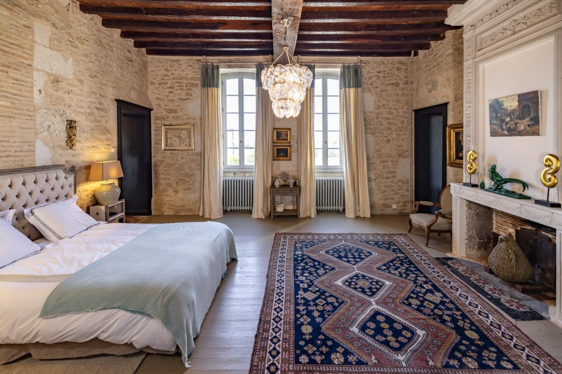 Chateau in Vieux Bergerac, Bergerac, France 2 - 17796920