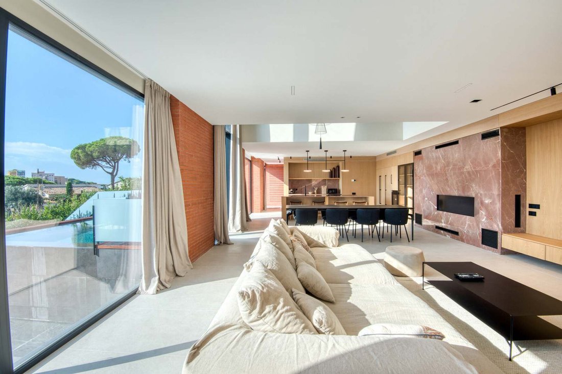 Villa in Sant Feliu de Guixols, Catalonia, Spain 1 - 16987702