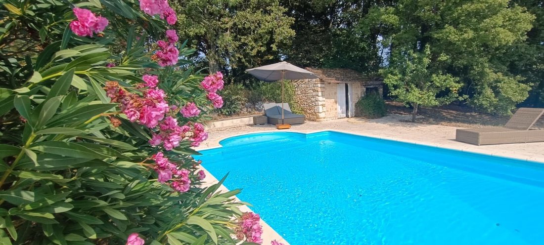 Villa in Cénac-et-Saint-Julien, Nouvelle-Aquitaine, France 2 - 17796797
