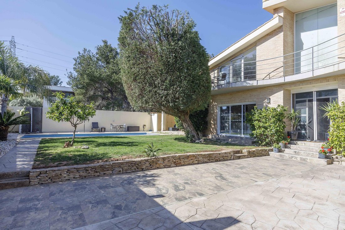 Villa in Betera, Valencian Community, Spain 4 - 16989294
