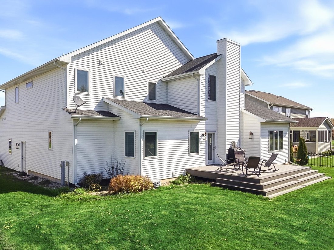 House in Oregon, Wisconsin, United States 3 - 17793004