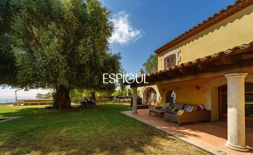 Villa in Cabrera de Mar, Catalonia, Spain 1