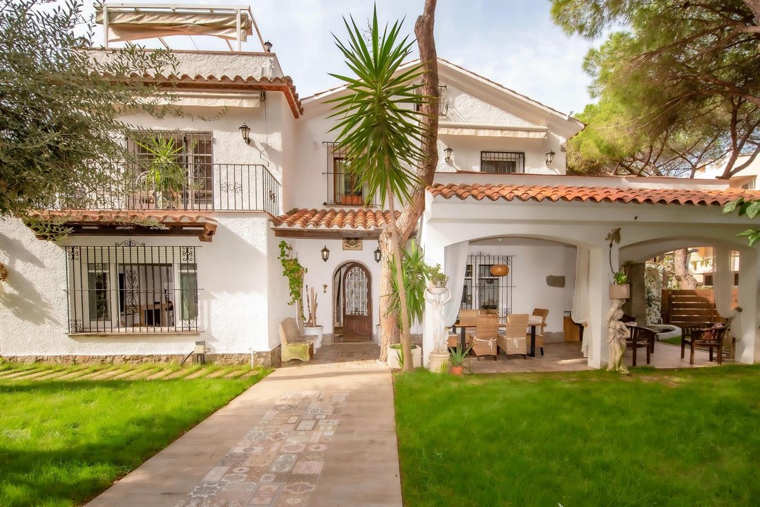 Villa in Platja d'Aro, Catalonia, Spain 1 - 16988721