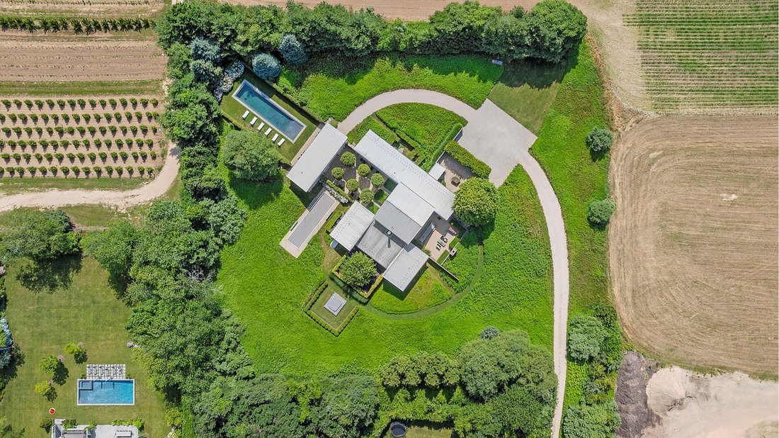 Water Mill, New York, United States 1 - 15878268