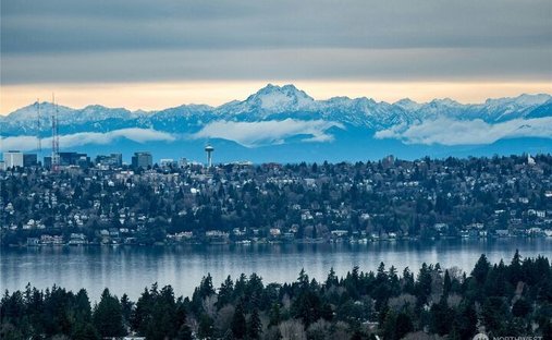 Condo in Bellevue, Washington, United States 1