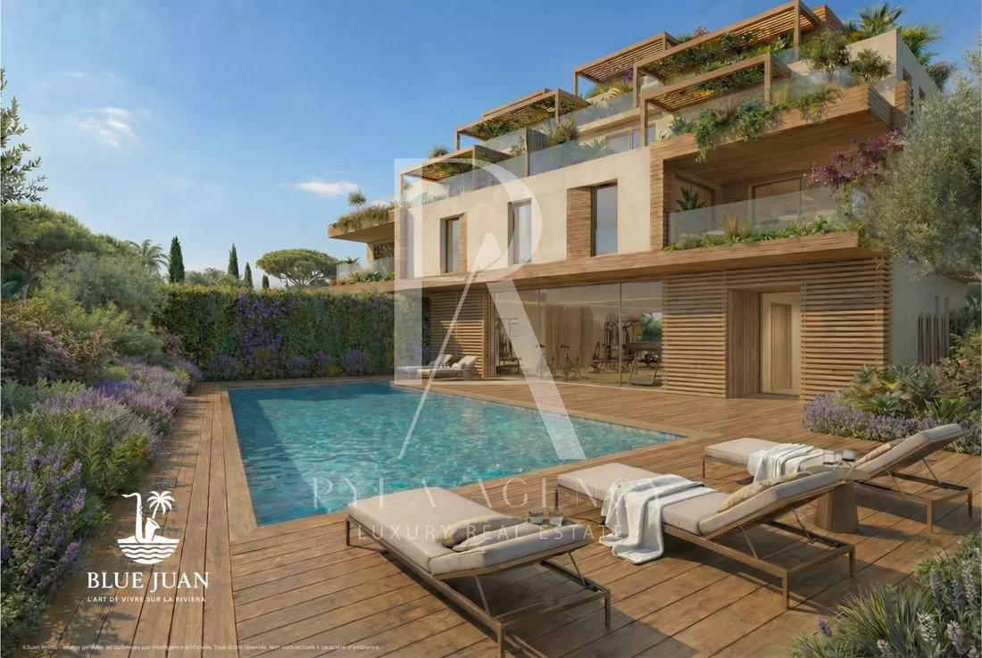 Apartment in Antibes, Provence-Alpes-Côte d'Azur, France 2 - 17797381