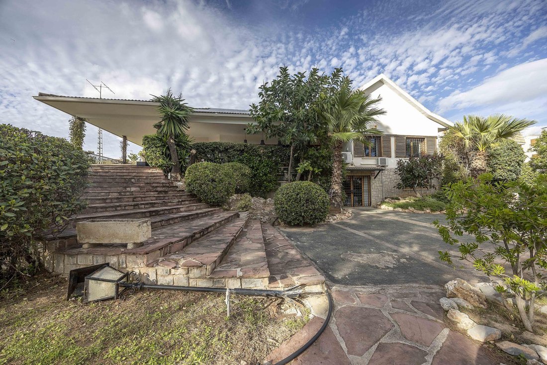 Villa in Paterna, Valencian Community, Spain 5 - 16988982