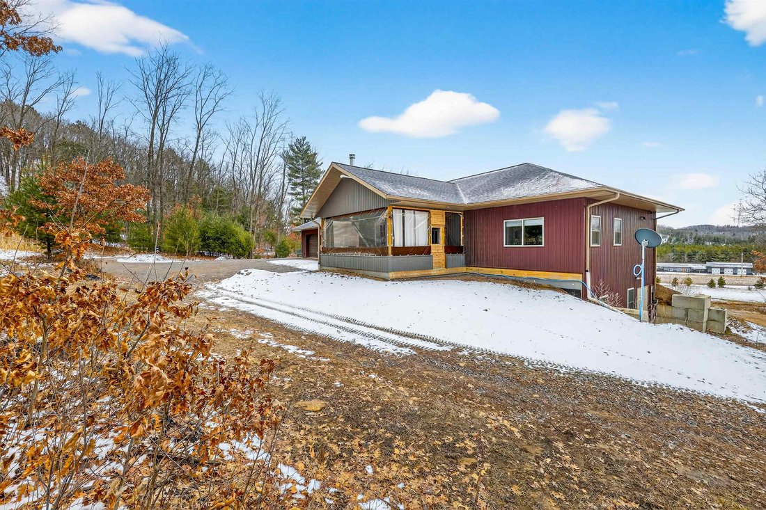 House in Black River Falls, Wisconsin, United States 3 - 17793176