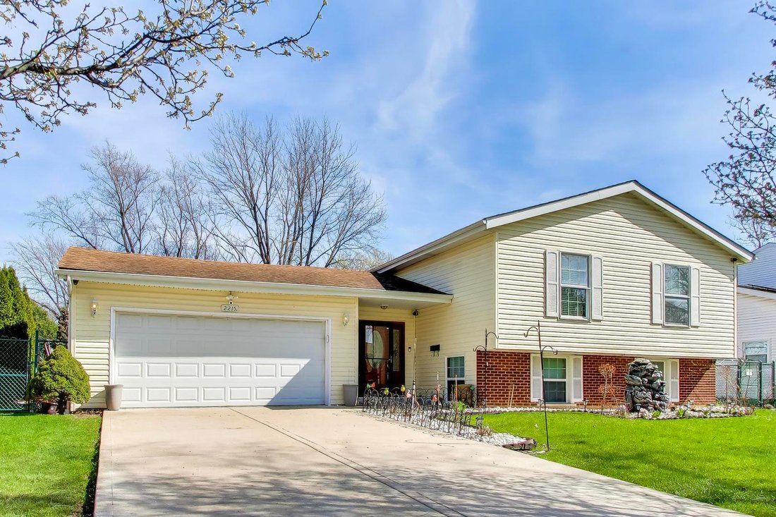 House in Wheaton, Illinois, United States 3 - 17799886