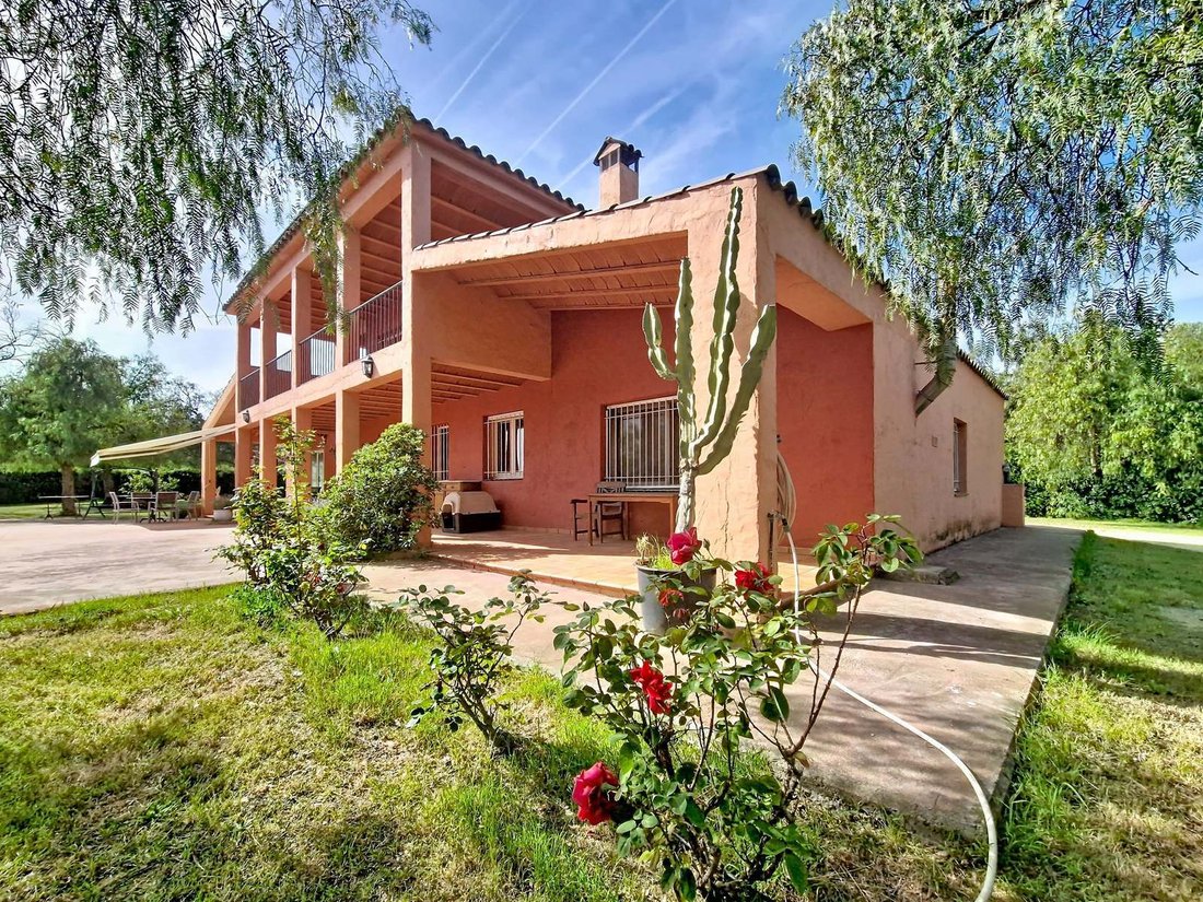 Country House in Vilanova i la Geltru, Catalonia, Spain 2 - 17696102