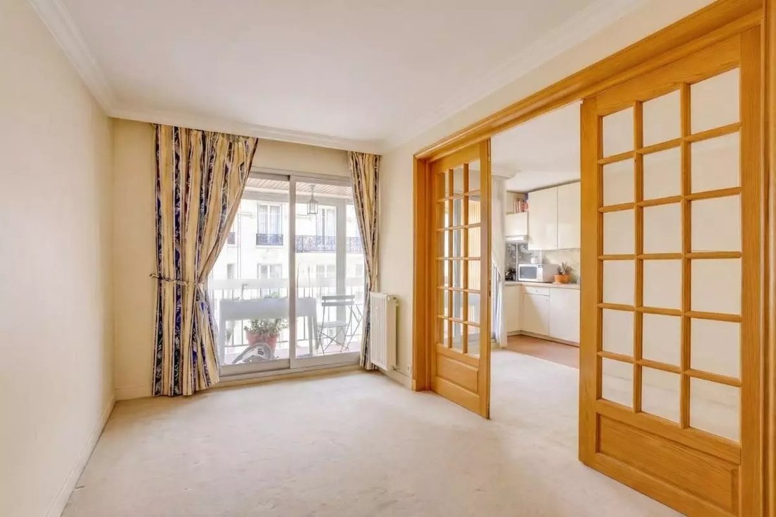 Apartment in Bois de Boulogne, Paris 16e Arrondissement, Paris 4 - 17796229
