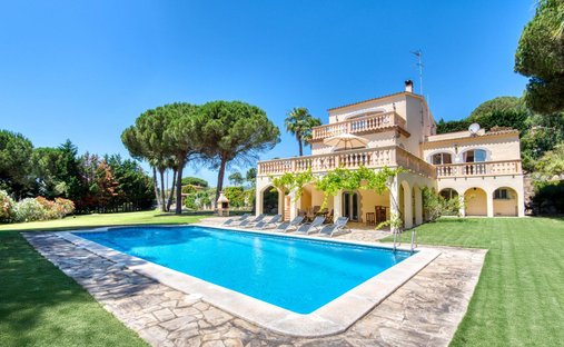 Villa in Santa Cristina d'Aro, Catalonia, Spain 1