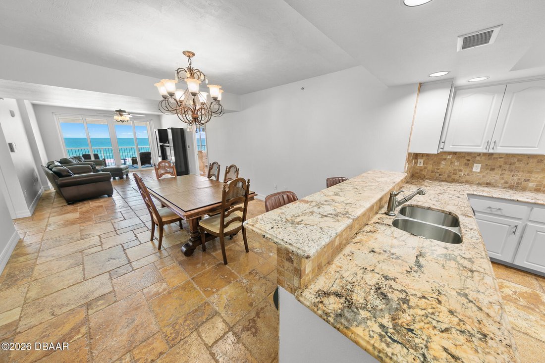 Condo in Port Orange, Florida, United States 5 - 17799136