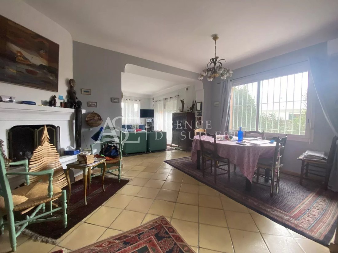 Apartment in Granettes-Jauberte-Sainte Anne, Aix-en-Provence, France 3 - 17187495