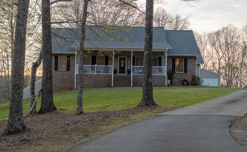 House in Mineral Bluff, Georgia, United States 1