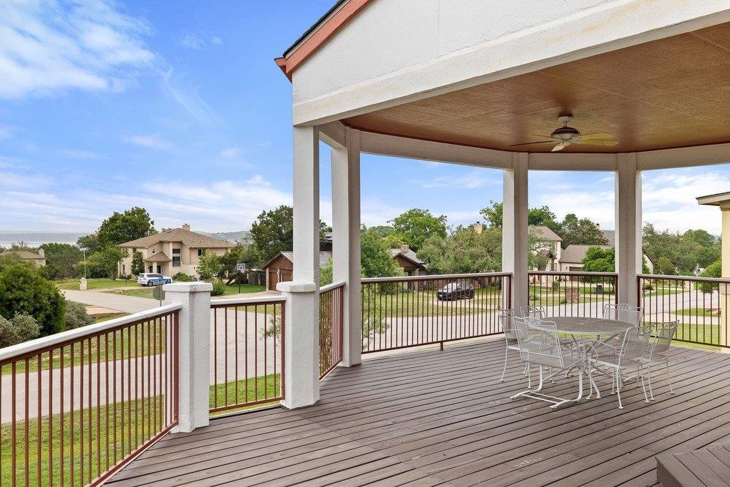 House in The Hills, Texas, United States 3 - 17799414