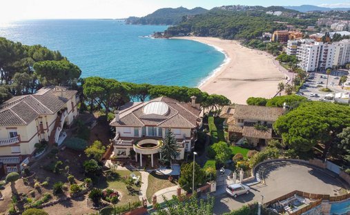 Villa in Lloret de Mar, Catalonia, Spain 1