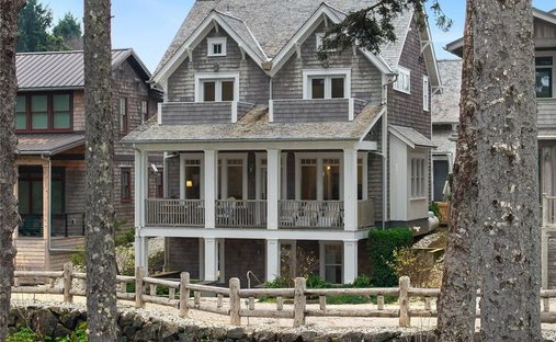 House in Copalis Crossing, Washington, United States 1