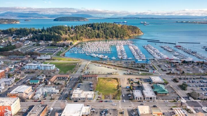 Land in Anacortes, Washington, United States 1 - 17641544