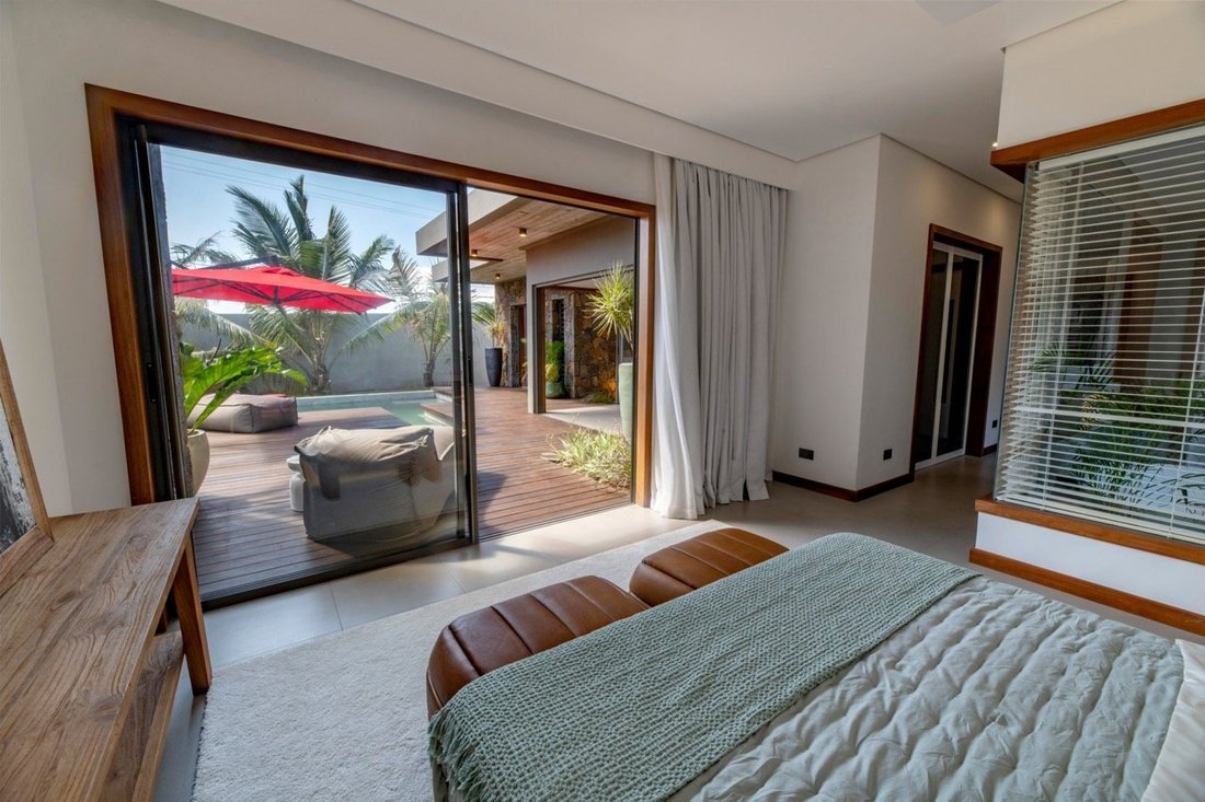 Villa in Grand Baie, Rivière du Rempart District, Mauritius 2 - 17796552