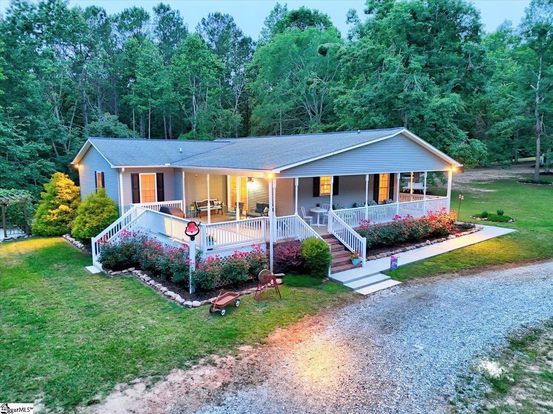House in Laurens, South Carolina, United States 1 - 17793829