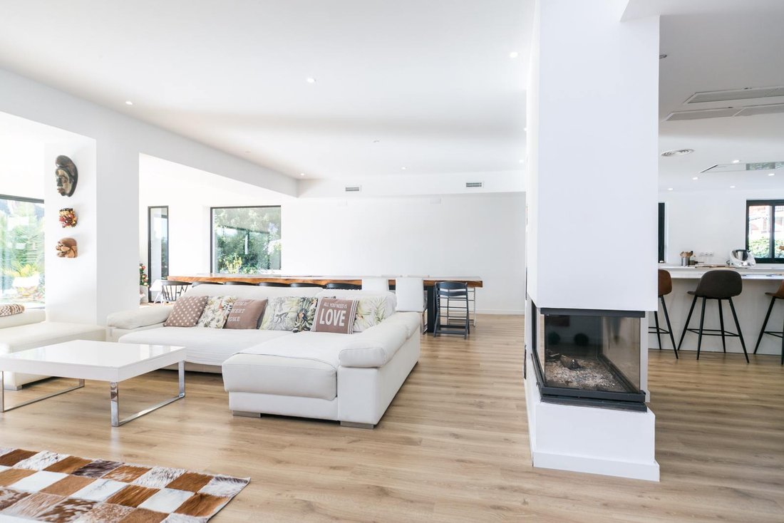 Villa in Gava, Catalonia, Spain 3 - 16987486