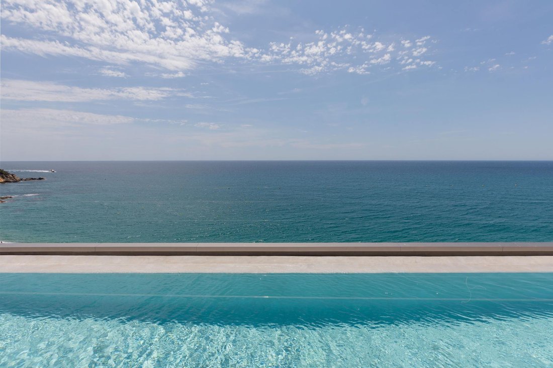 Apartment in Lloret de Mar, Catalonia, Spain 4 - 16989206