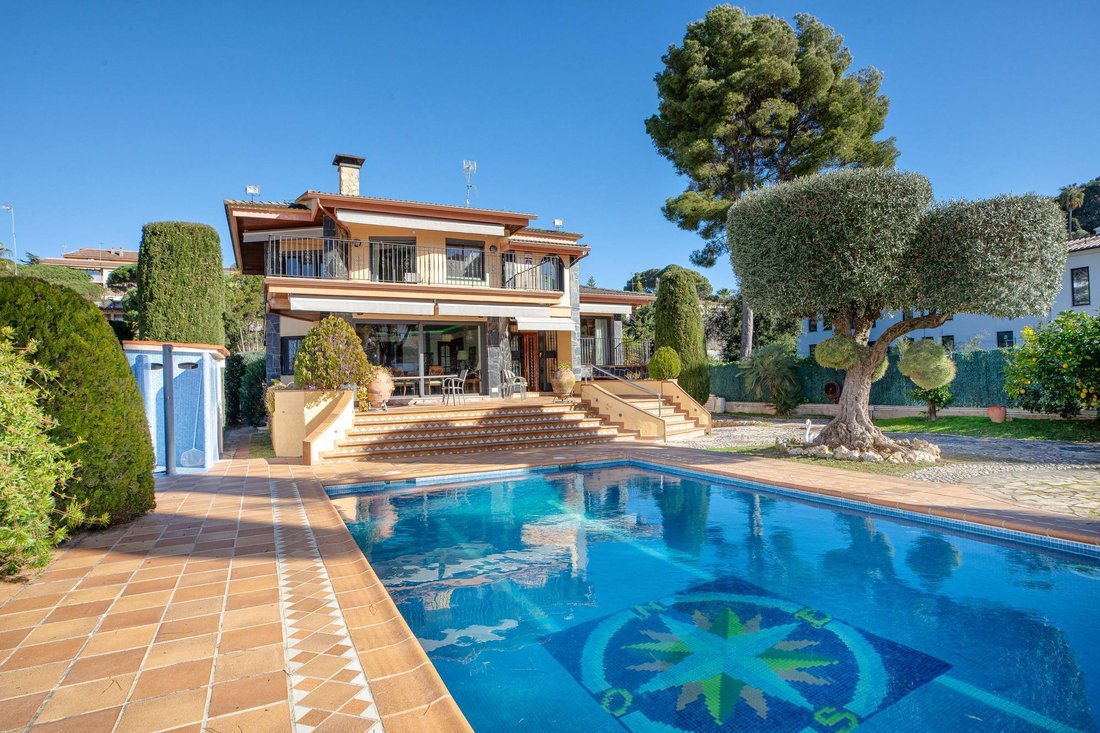 Villa in Lloret de Mar, Catalonia, Spain 3 - 17220333