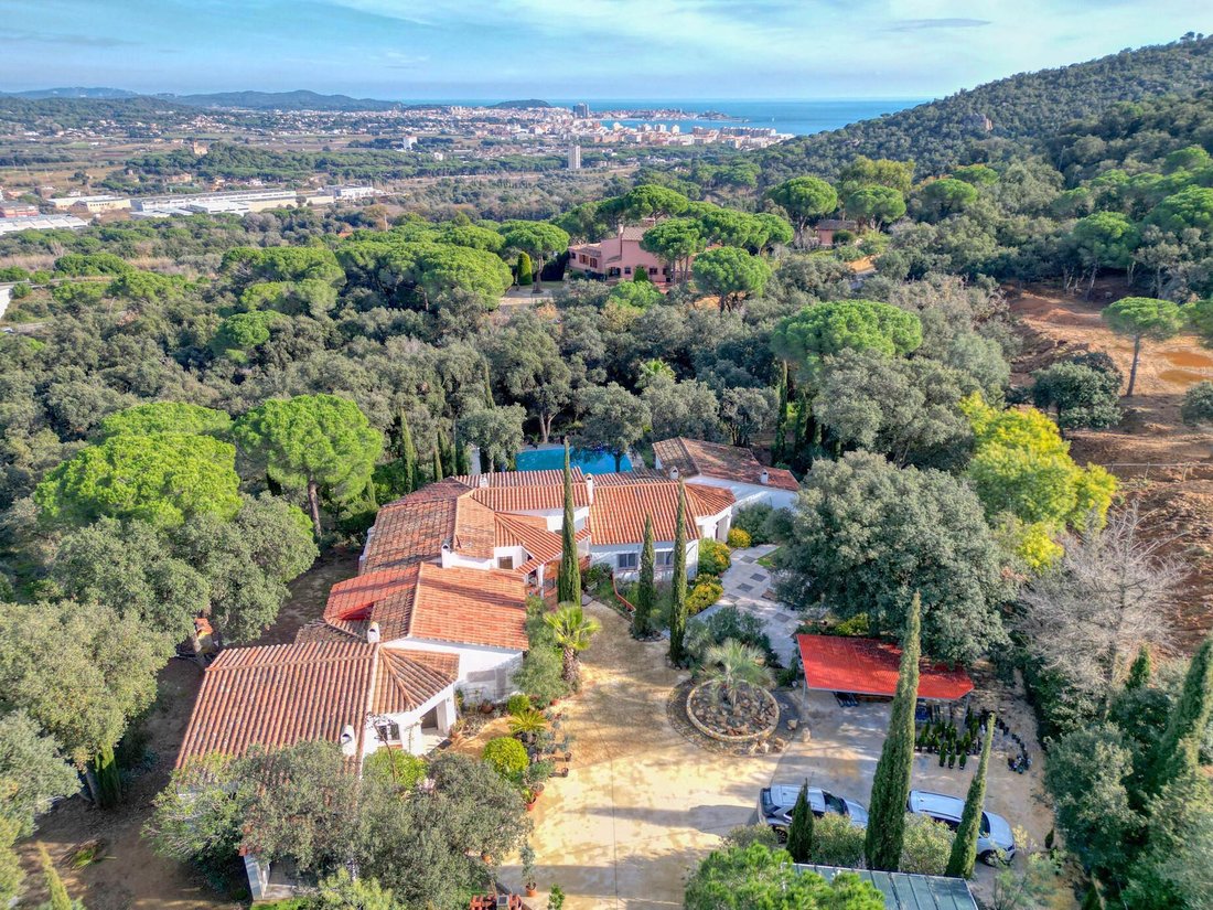 Villa in Calonge i Sant Antoni, Catalonia, Spain 2 - 16987782