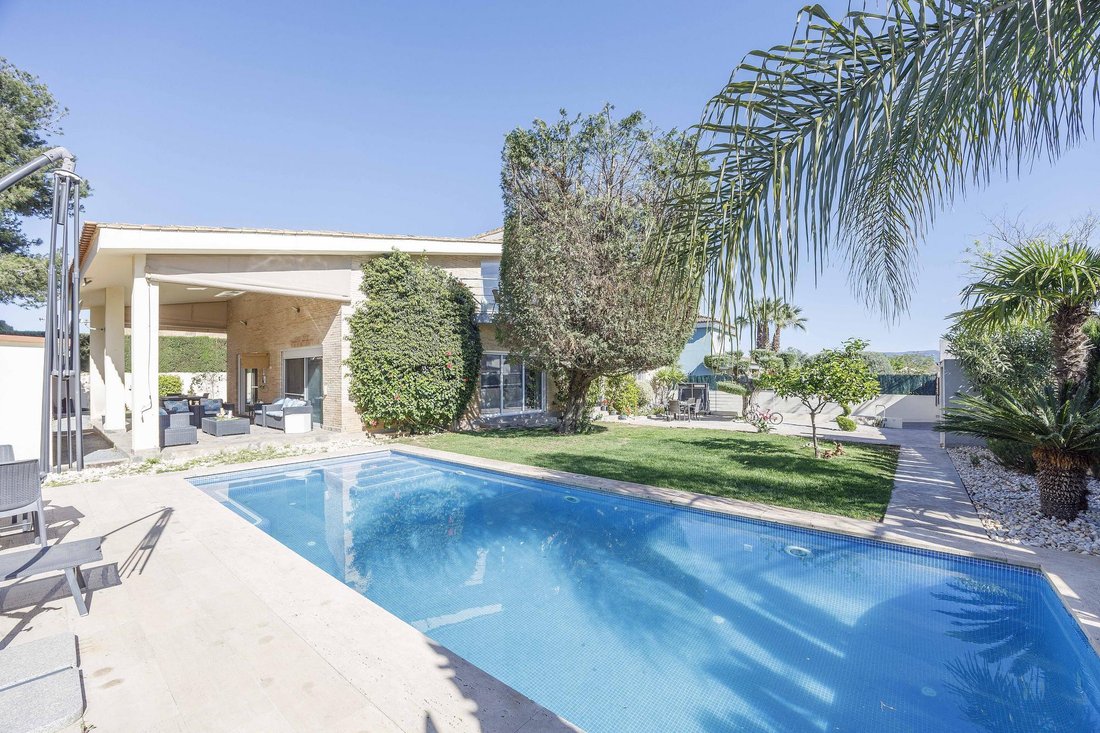 Villa in Betera, Valencian Community, Spain 2 - 16989294