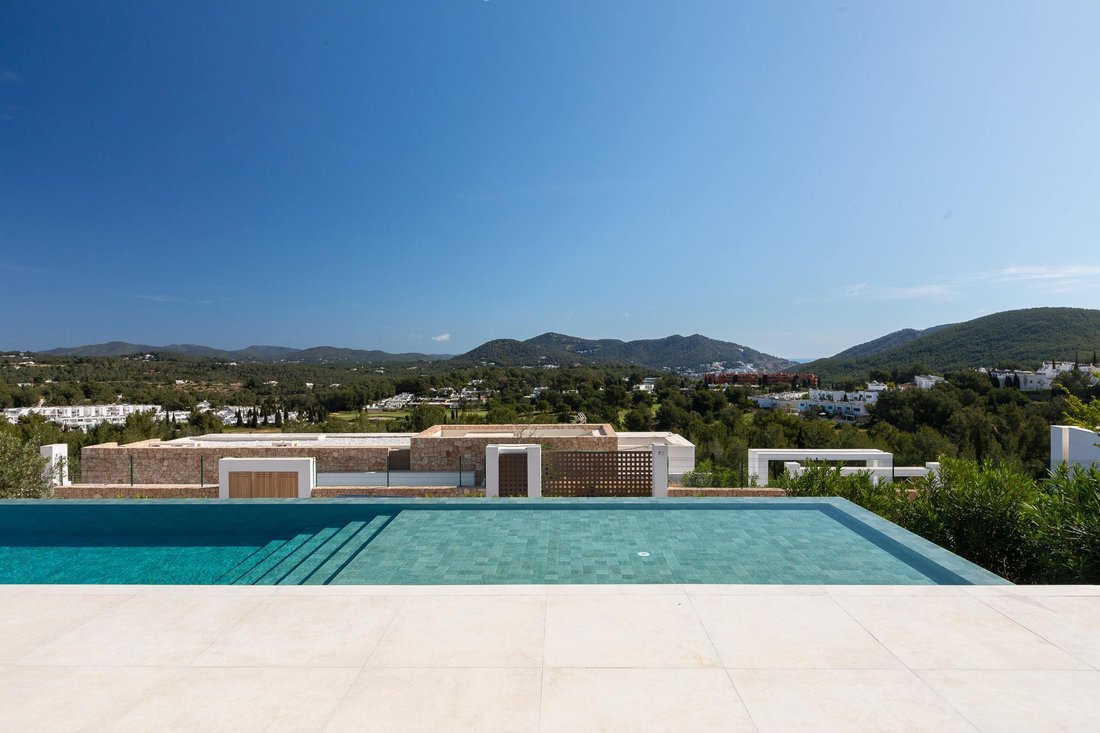 Villa in Roca Llisa, Santa Eularia des Riu, Balearic Islands 2 - 17770183