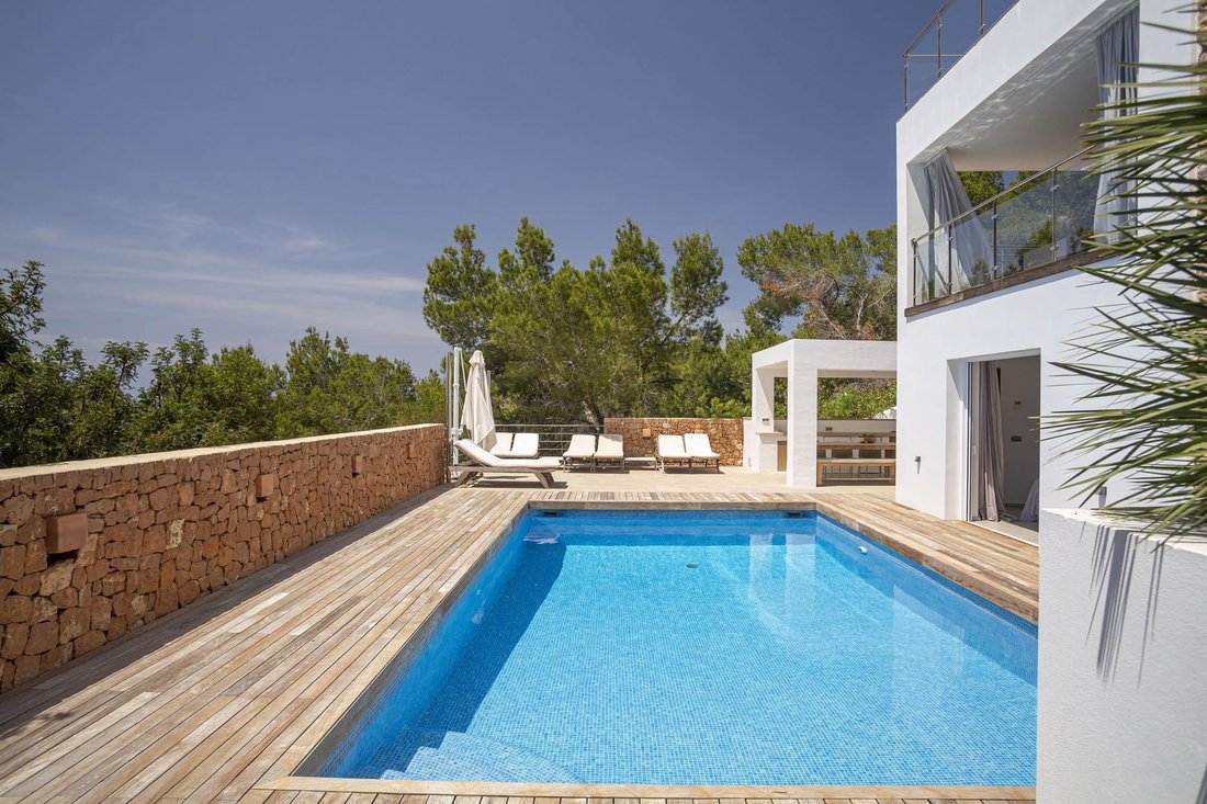 Villa in Sant Antoni de Portmany, Balearic Islands, Spain 2 - 16987532