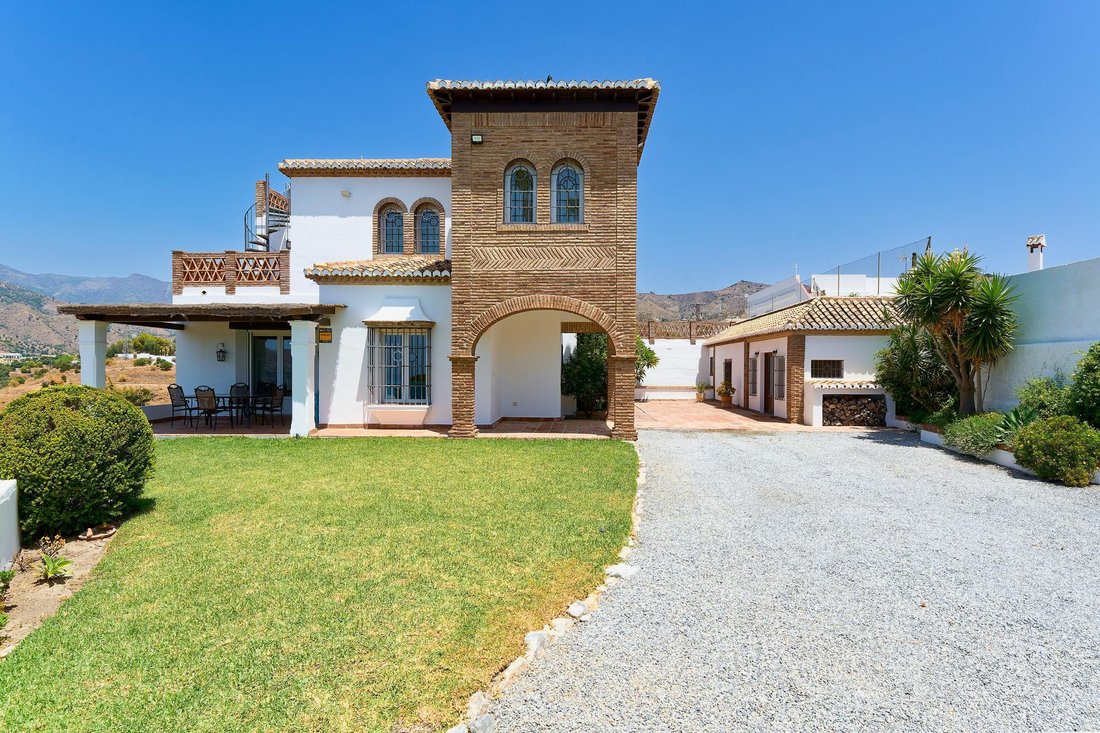 Villa in La Herradura, Almunecar, Spain 2 - 16988255