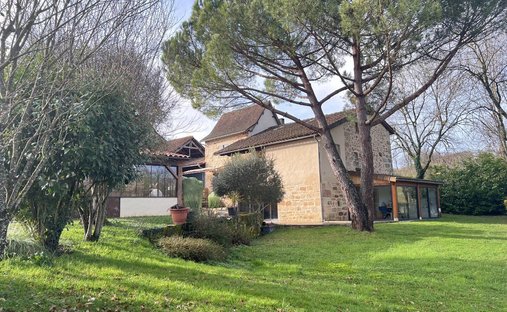 Magnificent Medieval Castle Overlooking The Lot Valley, With Swimming Pool, Outbuildings, Near Figea