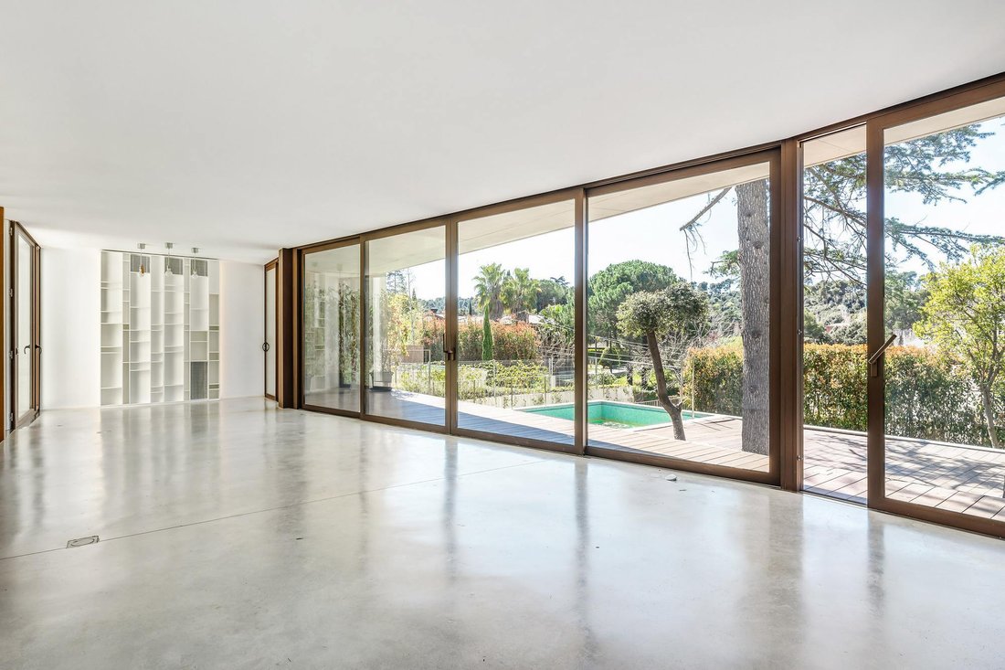 Villa in Sant Cugat del Valles, Catalonia, Spain 2 - 16988377