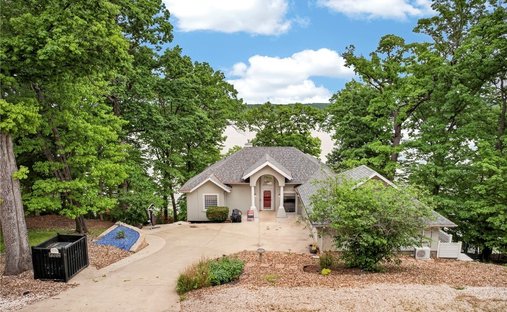 House in Iberia, Missouri, United States 1
