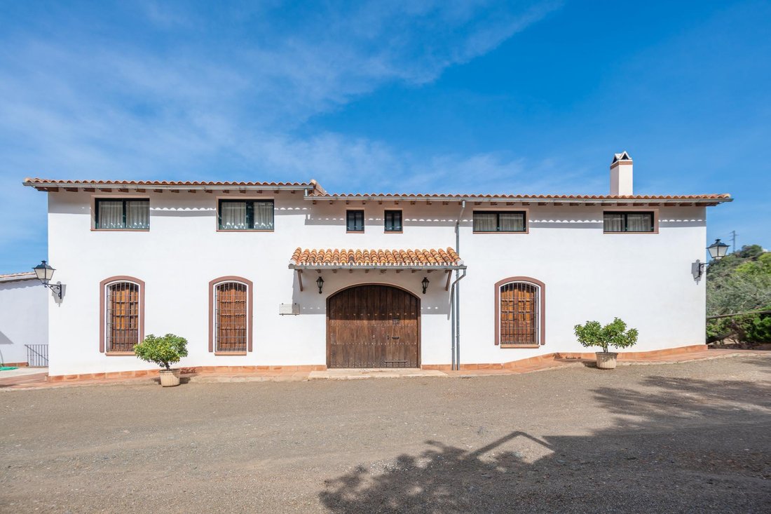 Country House in Puerto de la Torre, Malaga, Spain 5 - 16989074