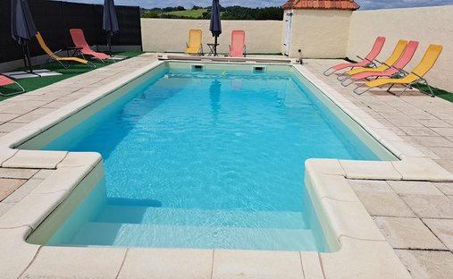 Villa in Saint-Meard-de-Drone, Nouvelle-Aquitaine, France 1