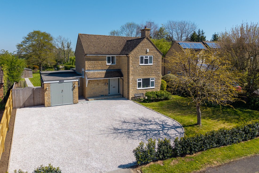 House in Badgeworth, England 1 - 17798434