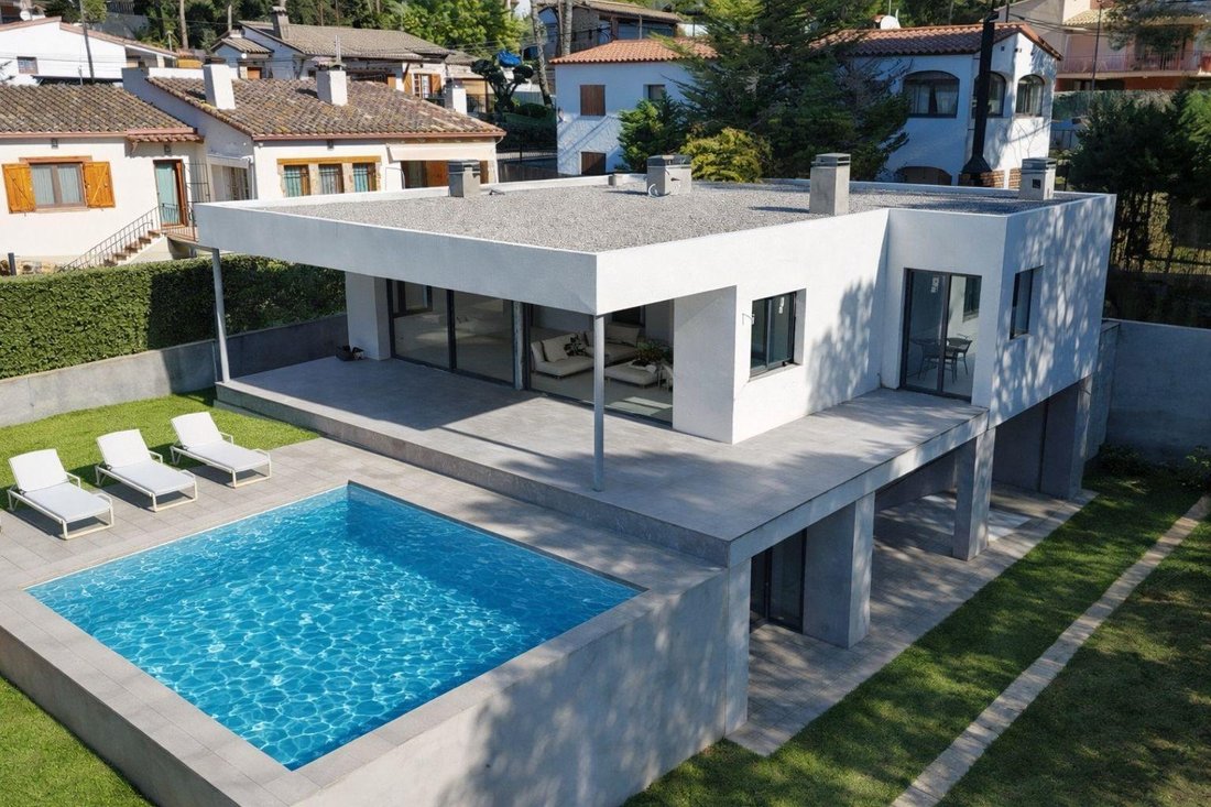 Villa in Calonge i Sant Antoni, Catalonia, Spain 2 - 17234871