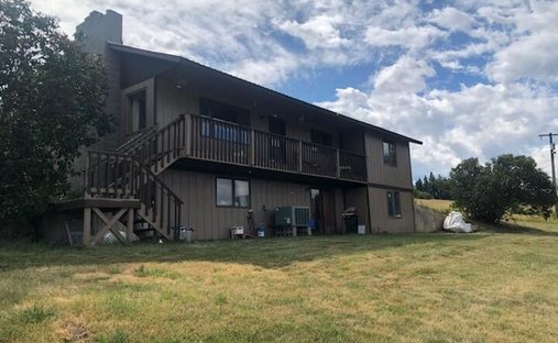 House in Valley, Washington, United States 1