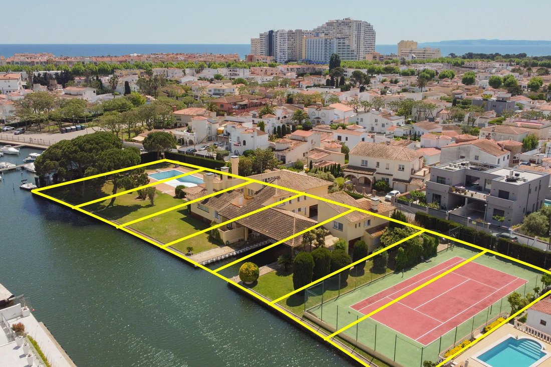 Terreno a Empuriabrava, Catalogna, Spagna 4 - 16988731