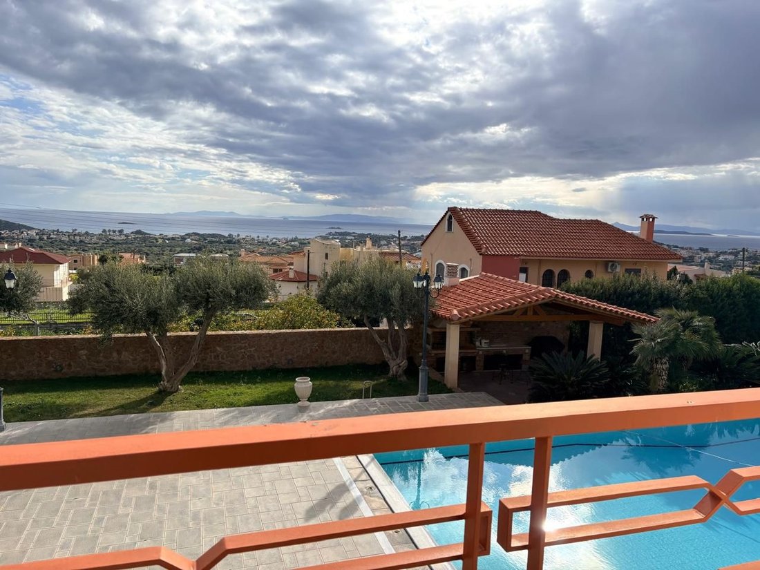 Villa in Kalyvia Thorikou, Attica, Greece 1 - 17795880