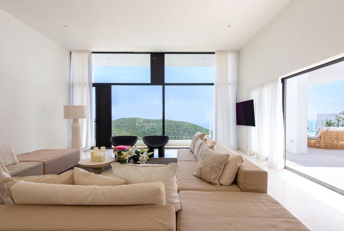 Villa in Sant Antoni de Portmany, Balearic Islands, Spain 2 - 16989276