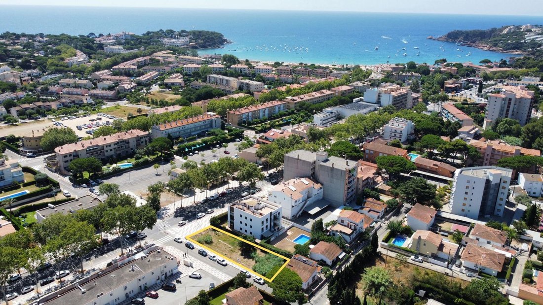 Land in s'Agaro, Platja d'Aro, Catalonia 2 - 16989764