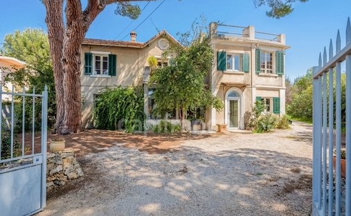 House in La Ciotat, Provence-Alpes-Côte d'Azur, France 1