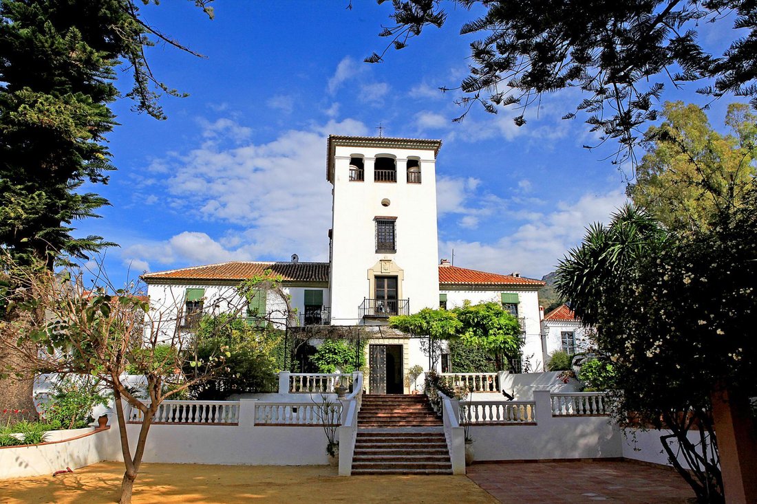 Castle in Otivar, Andalusia, Spain 2 - 16989776