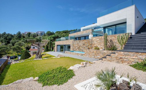 Villa in Llanca, Catalonia, Spain 1